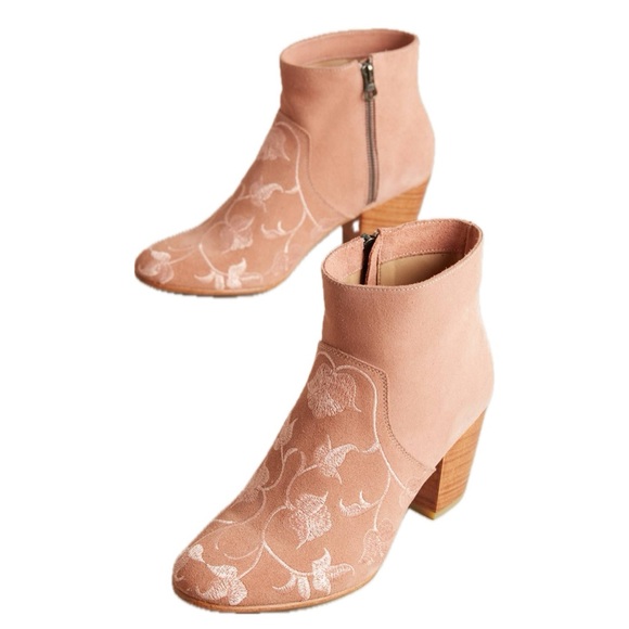 HUMA BLANCO Anthropologie Embroidered Prudence Suede Booties - Picture 1 of 6